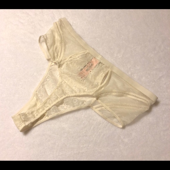 Victoria’s Secret NWT High Waist Lace Thong - Picture 3 of 3